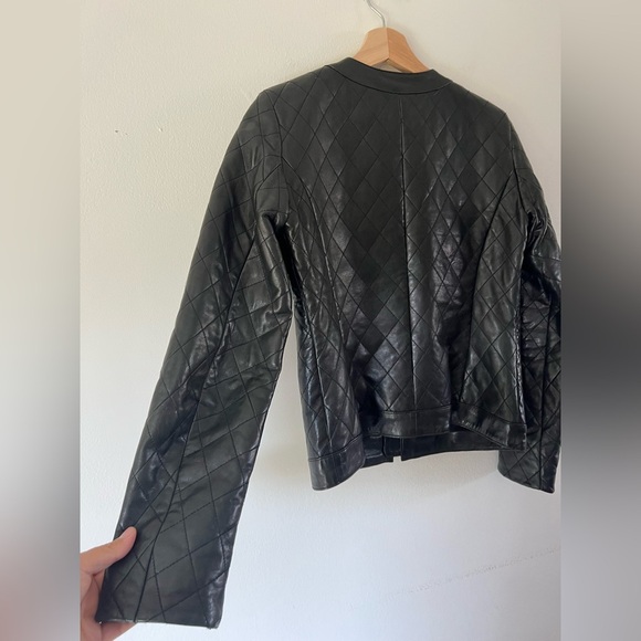 Ann Taylor Diamond Quilted Zipper Pocket Black Leather Jacket Size XS - Picture 10 of 10